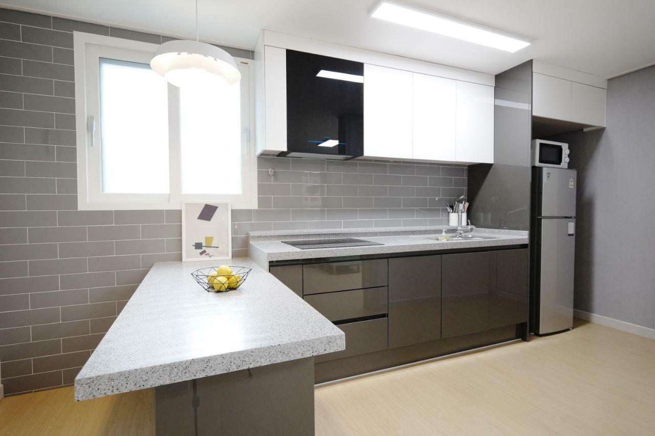 H House Yeonnam Apartment โซล ภายนอก รูปภาพ