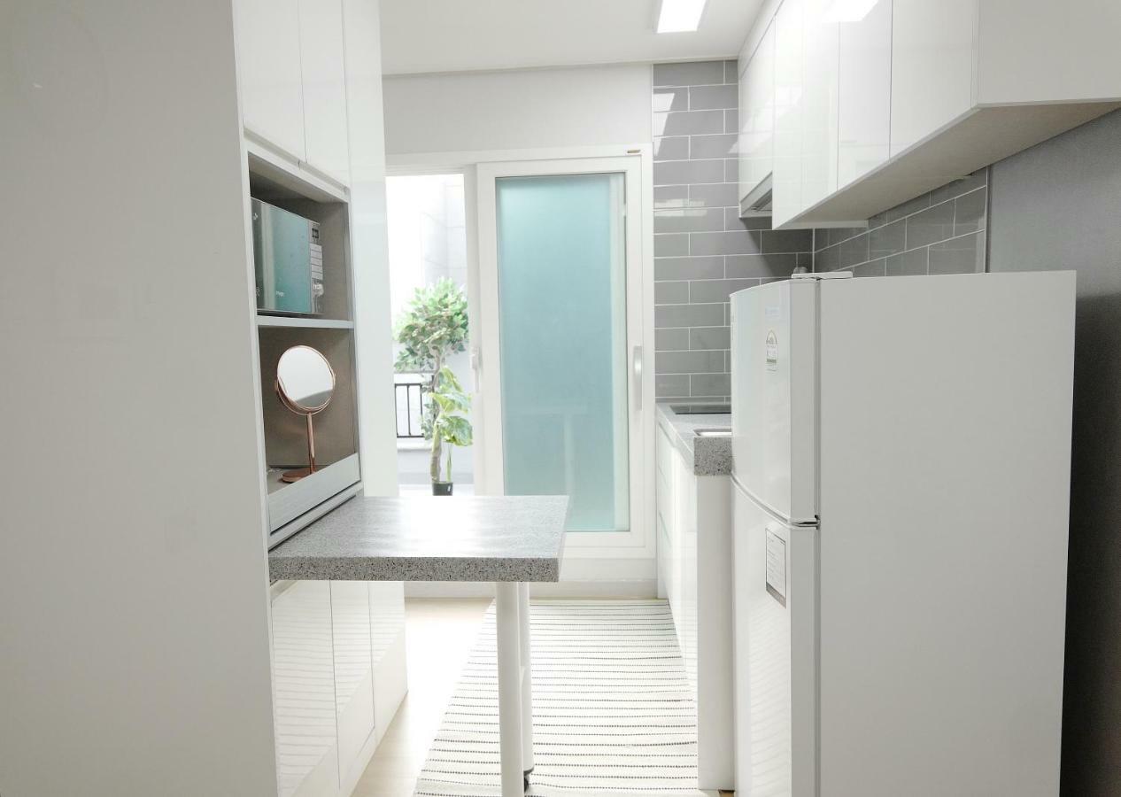 H House Yeonnam Apartment โซล ภายนอก รูปภาพ