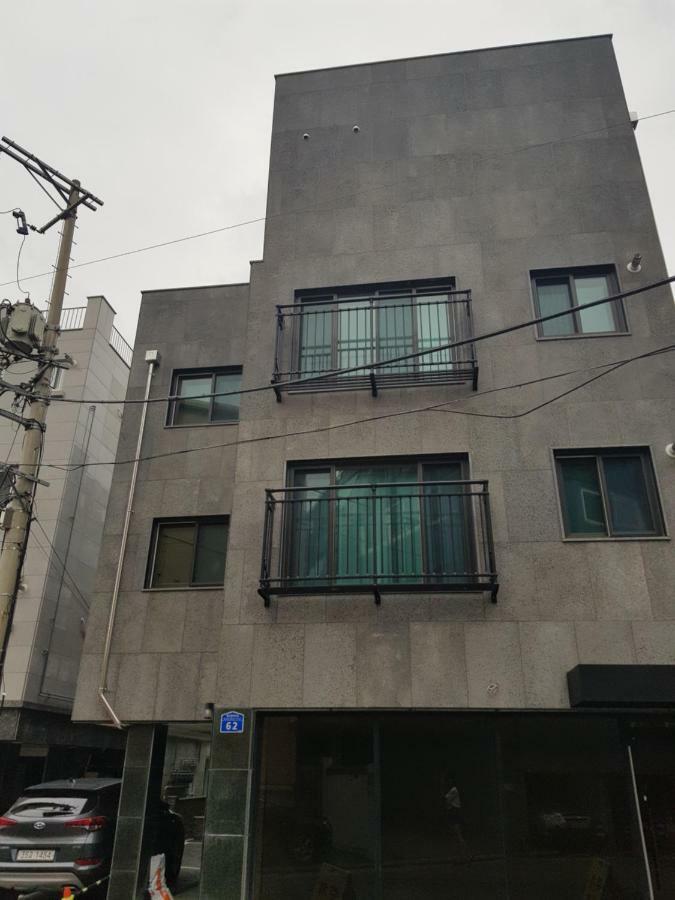 H House Yeonnam Apartment โซล ภายนอก รูปภาพ